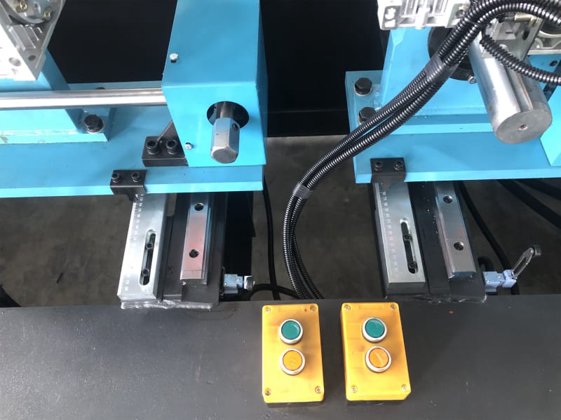CZ型鋼成型機設備生產線