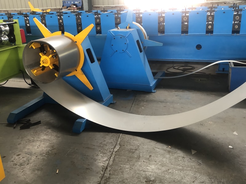 中拓全自動(dòng)建筑排水系統(tǒng)落水管成型機(jī)