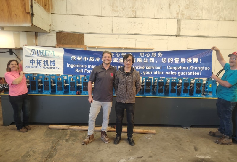 滄州中拓再創(chuàng)佳績彩鋼瓦滴水檐設(shè)備在美國佛羅里達(dá)成功投產(chǎn)運(yùn)行穩(wěn)定